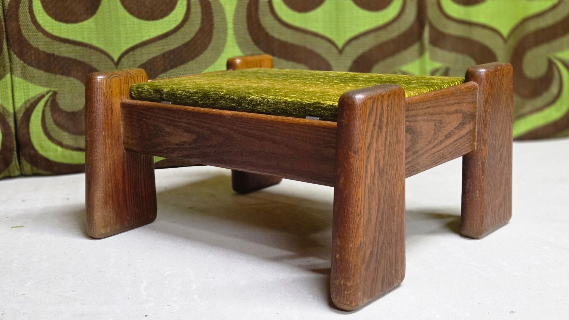 Brutalist oak footstool end table – 1970s