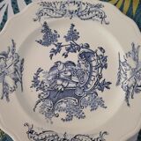Porcelain plates