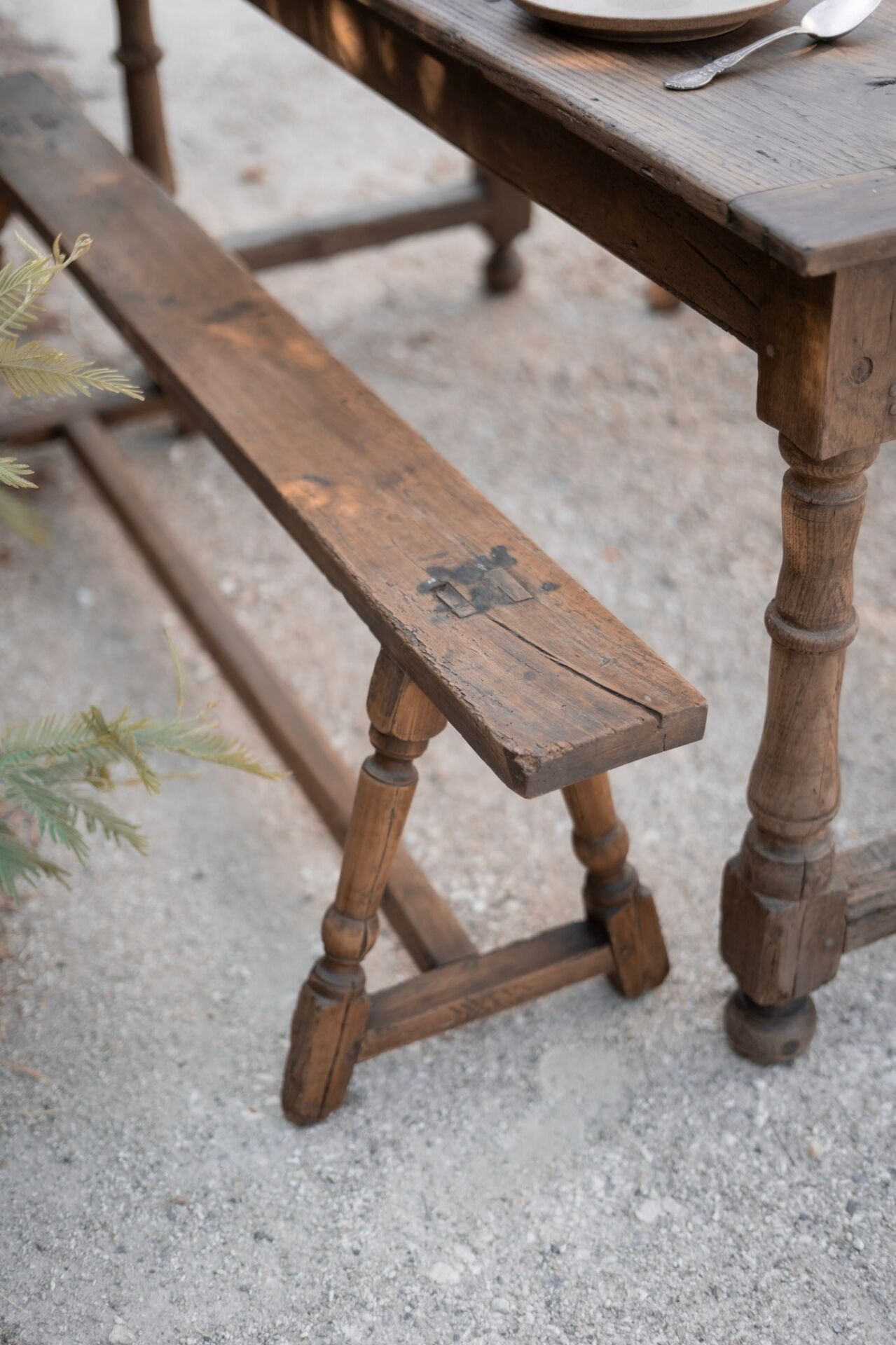 Table and benches set