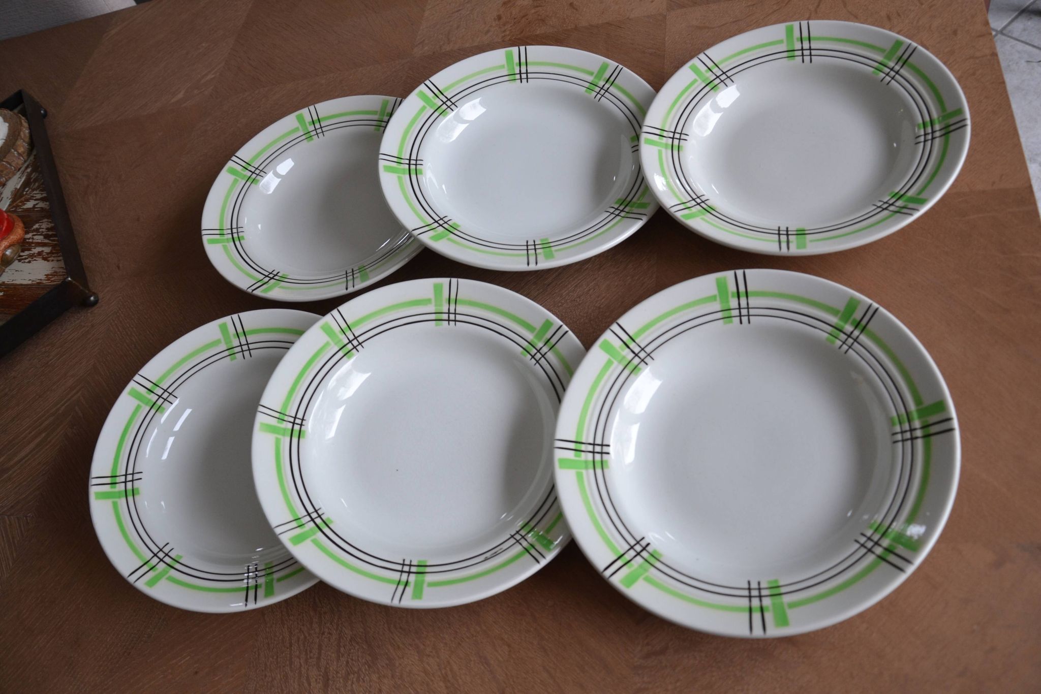 6 assiettes creuses Ceranord St Amand à carreaux