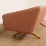 Vintage sofa | 3-seater | ML-90 | pink | reupholstered