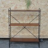 Tomado free standing shelf