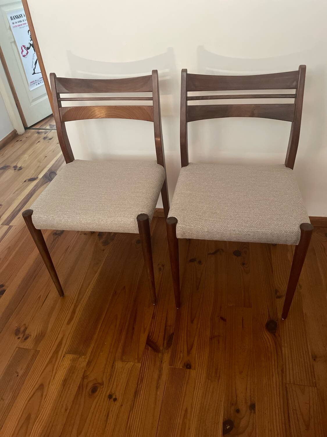 Paire de chaises scandinaves