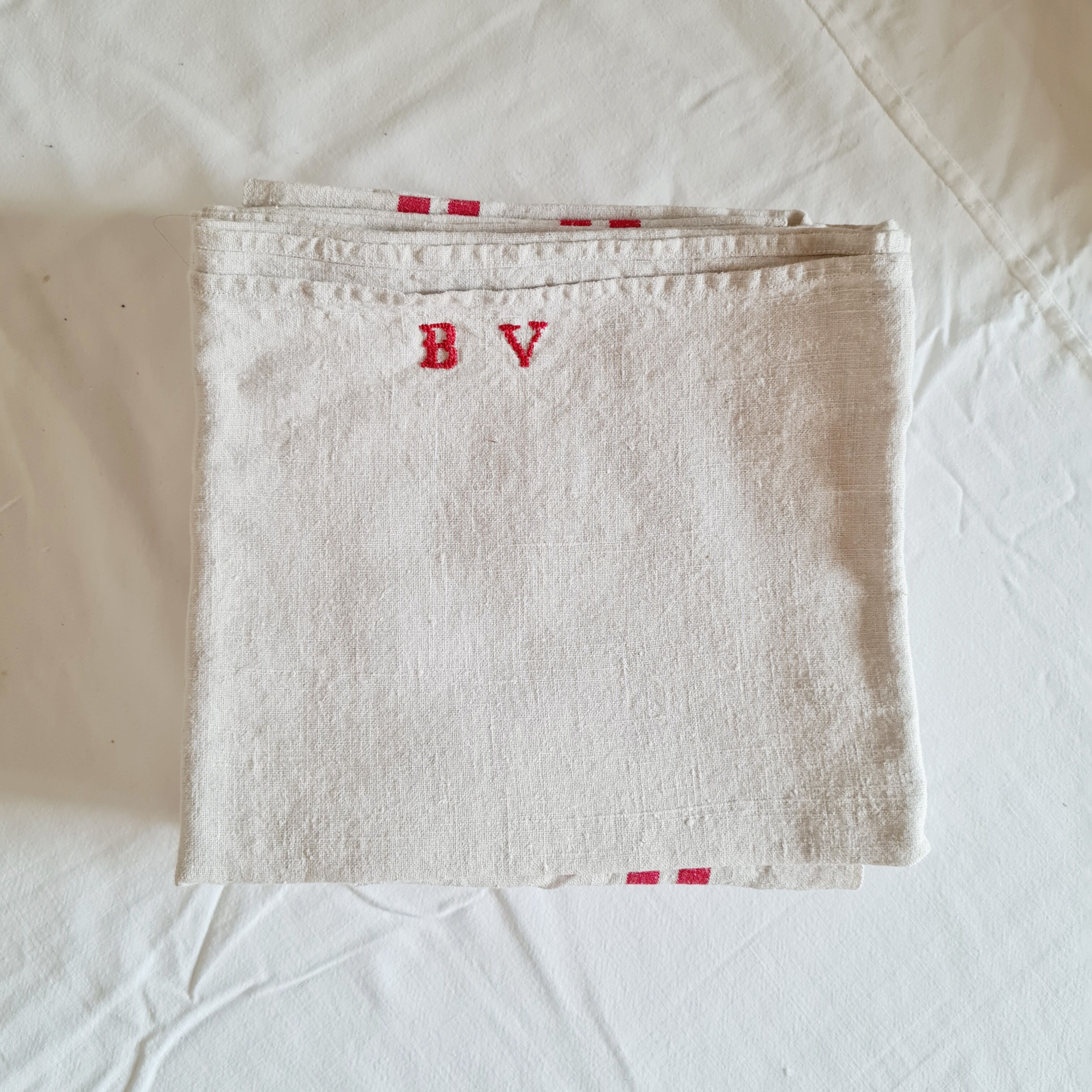 Set of 7 tea towels in old linen