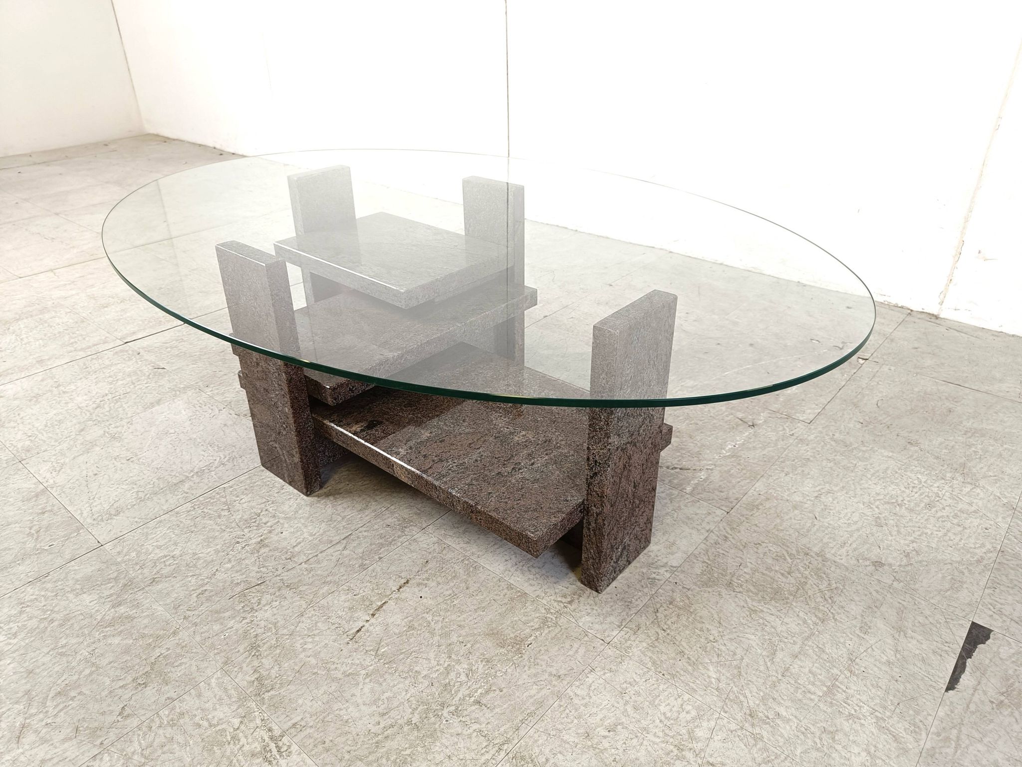 Table basse vintage en granit par Willy Ballez, 1970