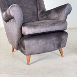 Pair of Italian Armchairs Attributed to Gio Ponti for ISA Bergamo, 1950s