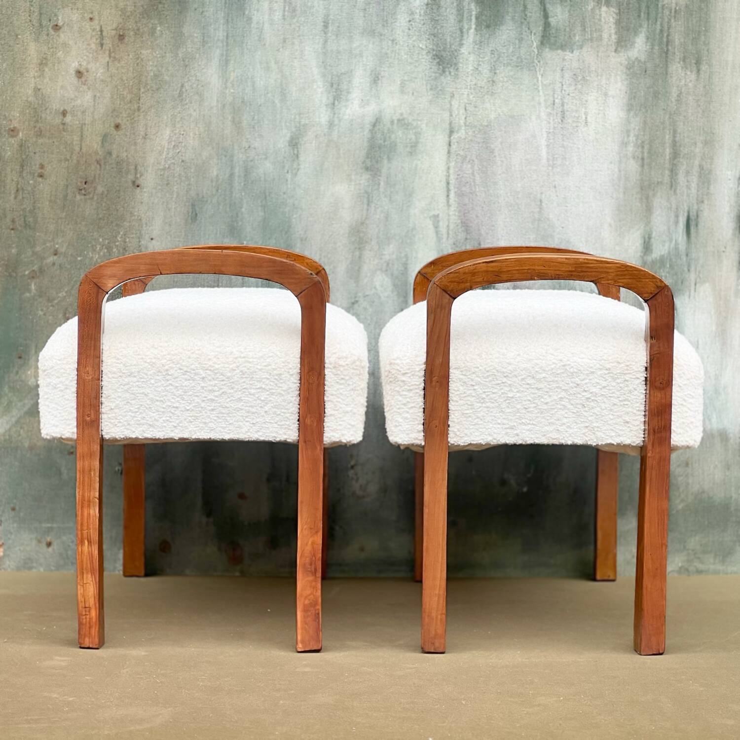 Deux tabourets mouton Decò