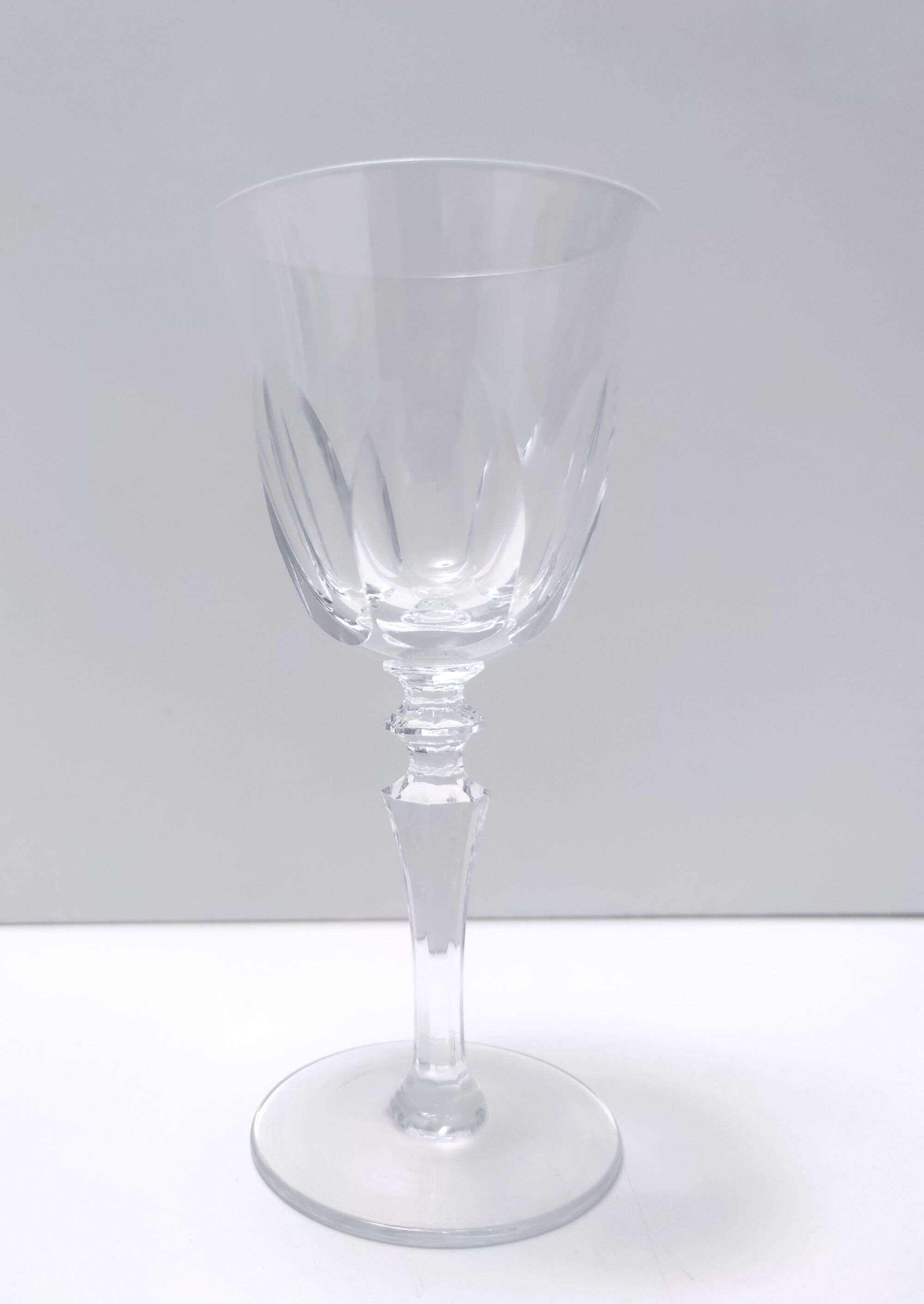 Postmodern Set of 8 Baccarat Crystal Champagne Coupes, France