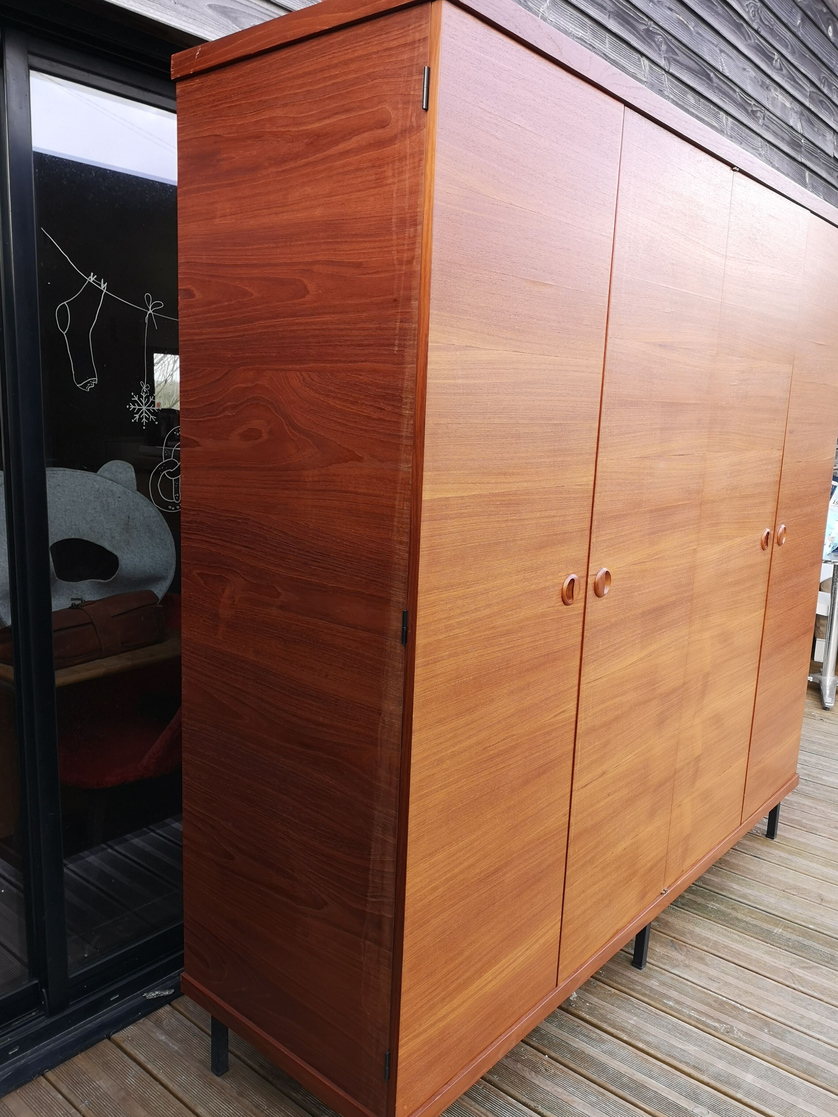 Wardrobe 1960