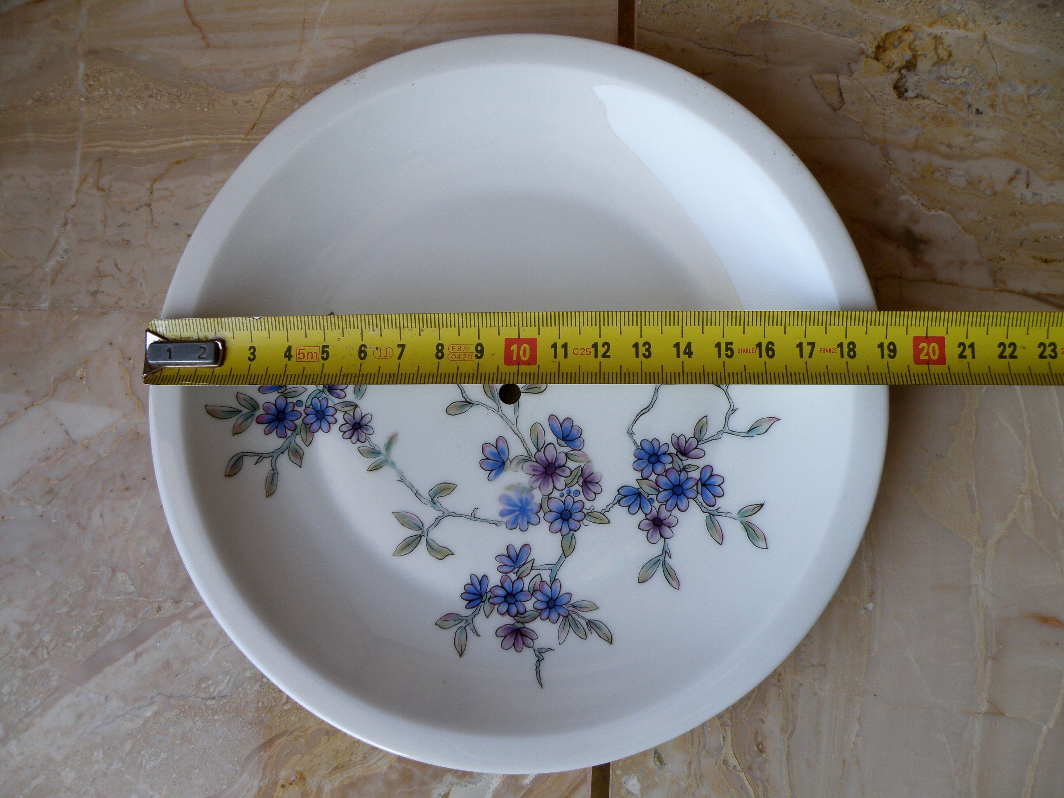 Display servant for cakes, aperitif, fruit, porcelain