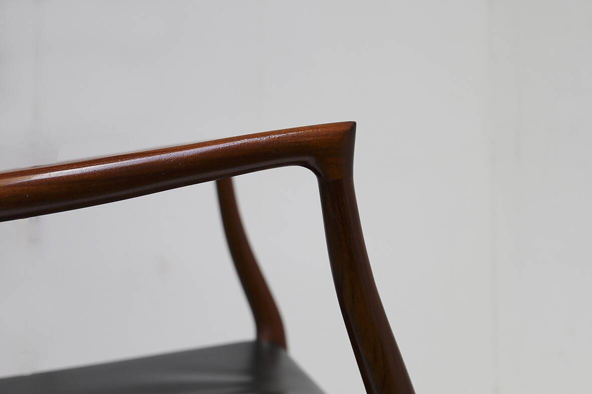 Model 64 armchair Scandinavian design Niels Otto MOLLER
