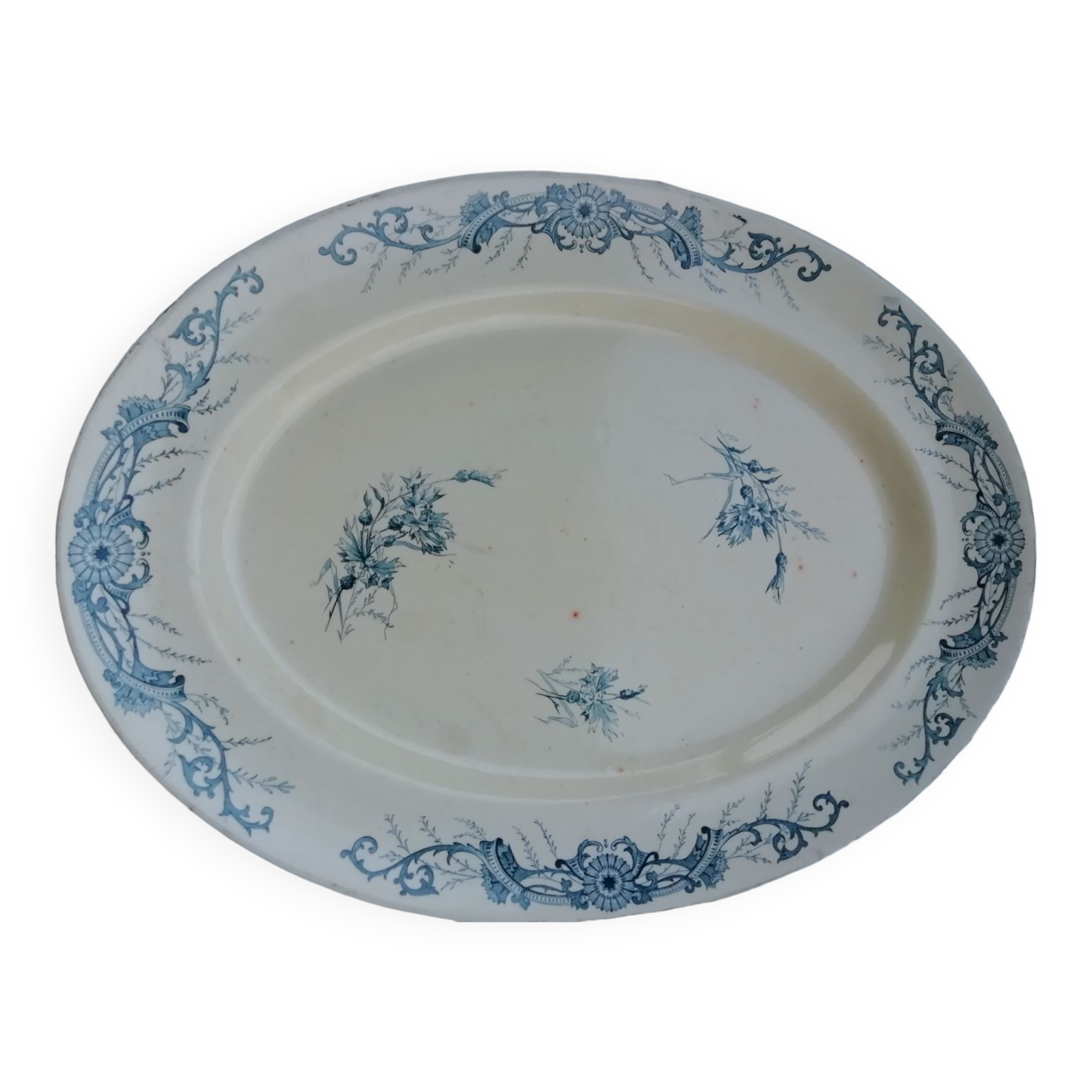 Flat iron earth creil and montereau