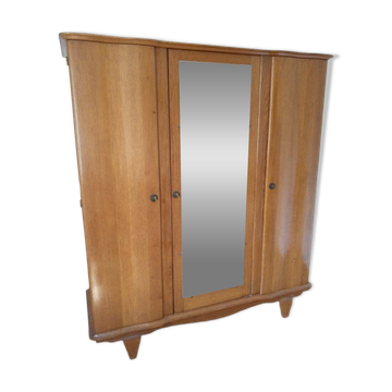 1940s wardrobe