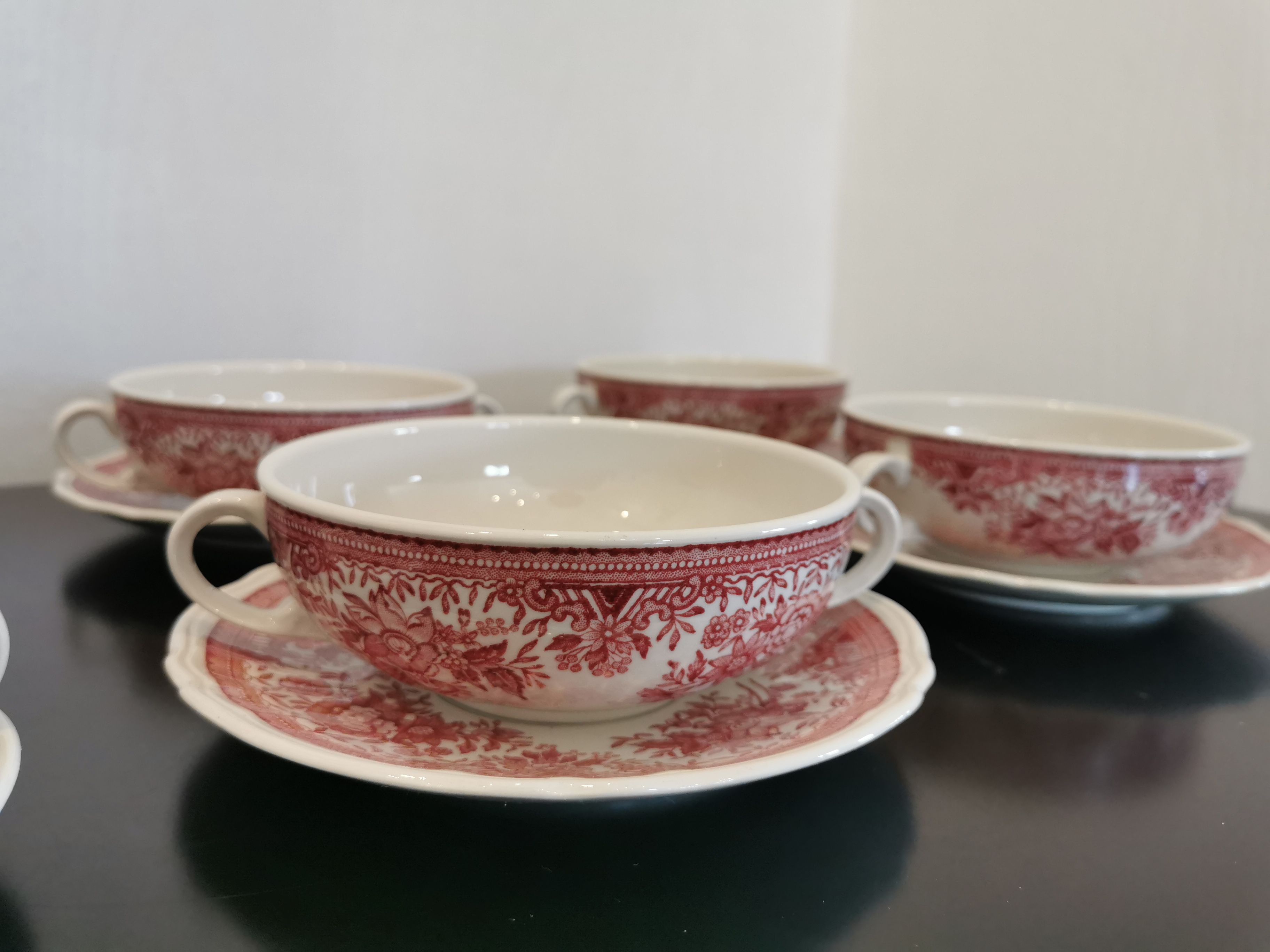 12 soup bowls and saucer service Villeroy&Boch Saar