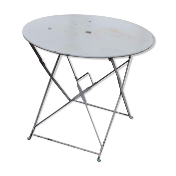Table de jardin pliante en fer