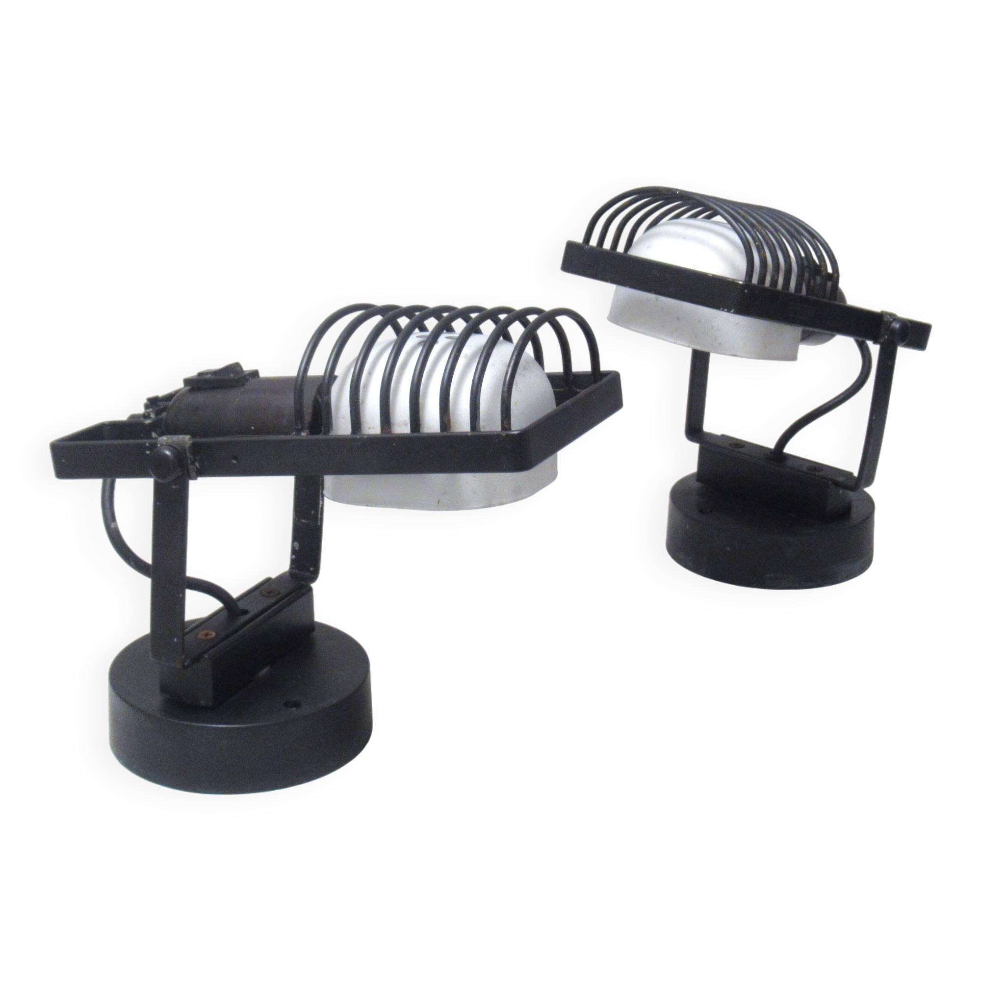 Pair of Sintesi Ernesto Gismondi Artemide wall lights 1975