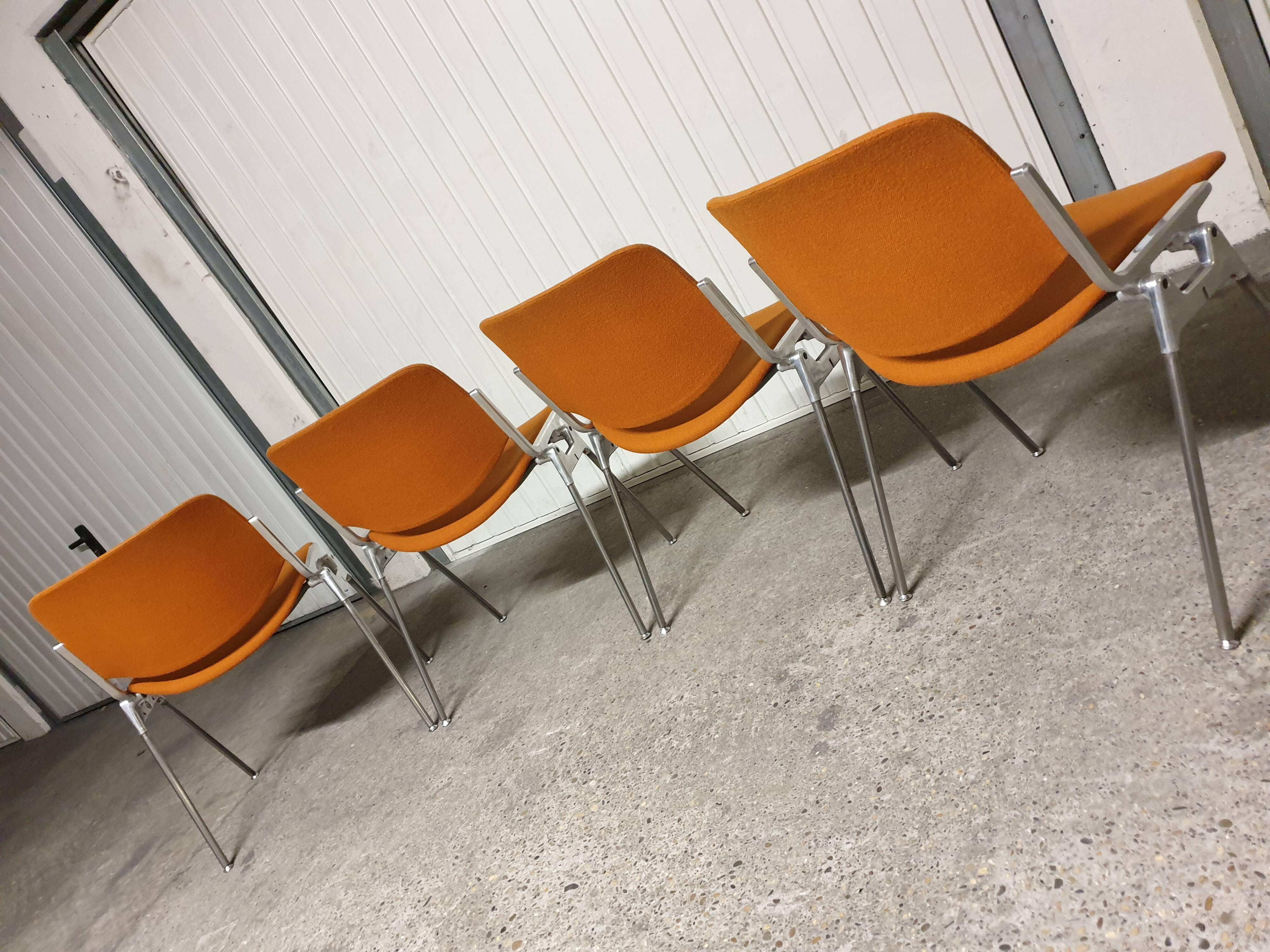 Set of 4 Piretti Castelli chairs 1970