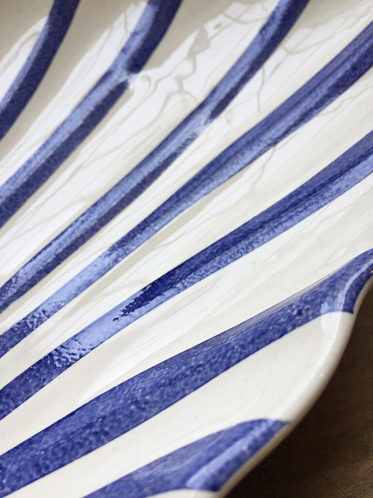 "Seashell" ceramic ravier