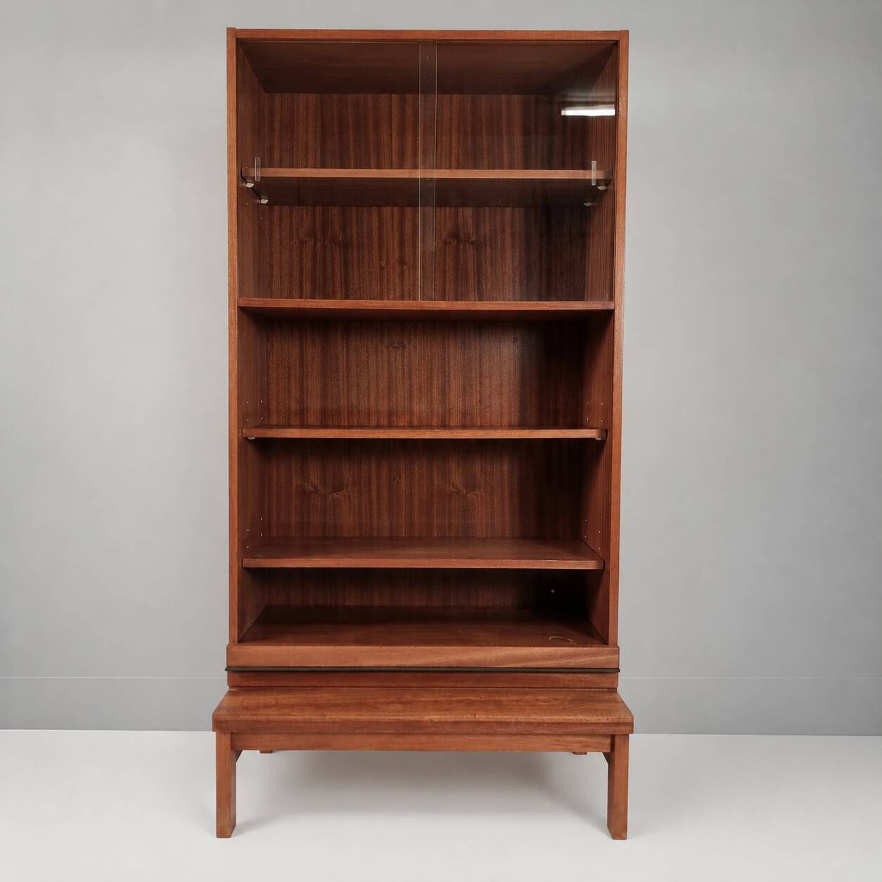 Bibliothèque vintage en hêtre, années 1970