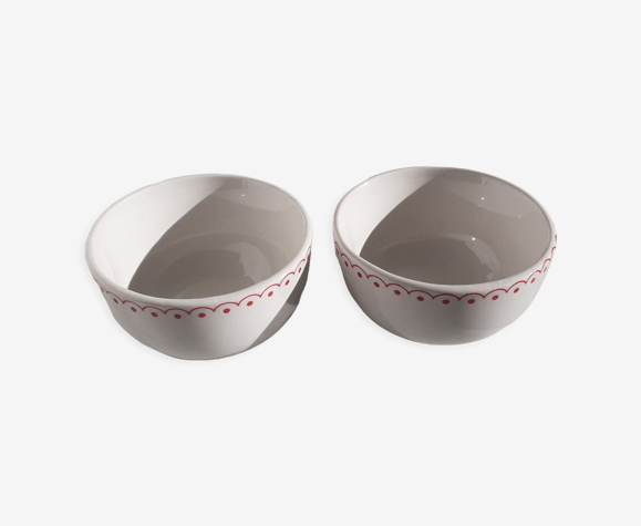 2 tasses blanches blanches poids rouge