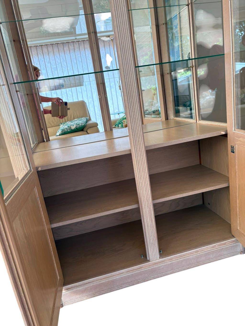 Vintage display cabinet in white rosewood from the 1990s.