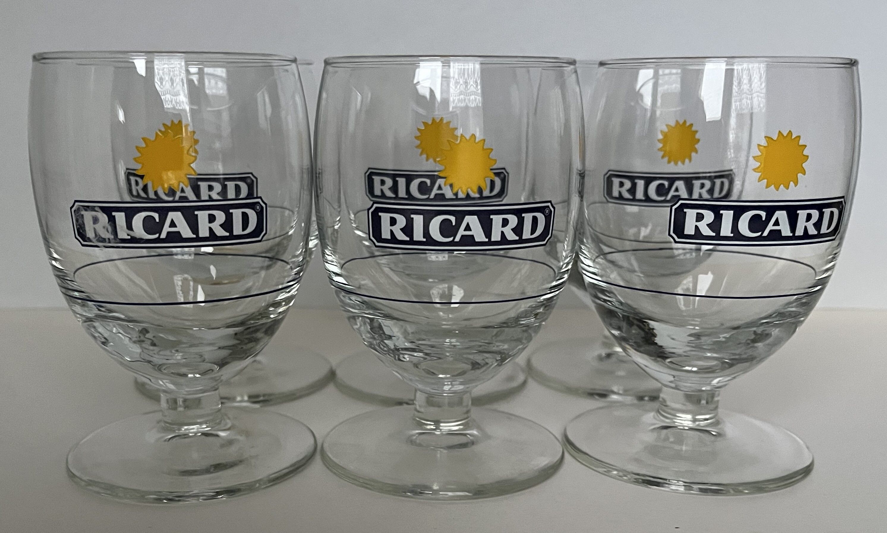 6 glasses ricard