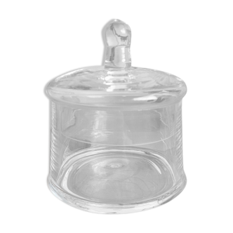 Apothecary pot
