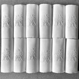 Service of 12 towels