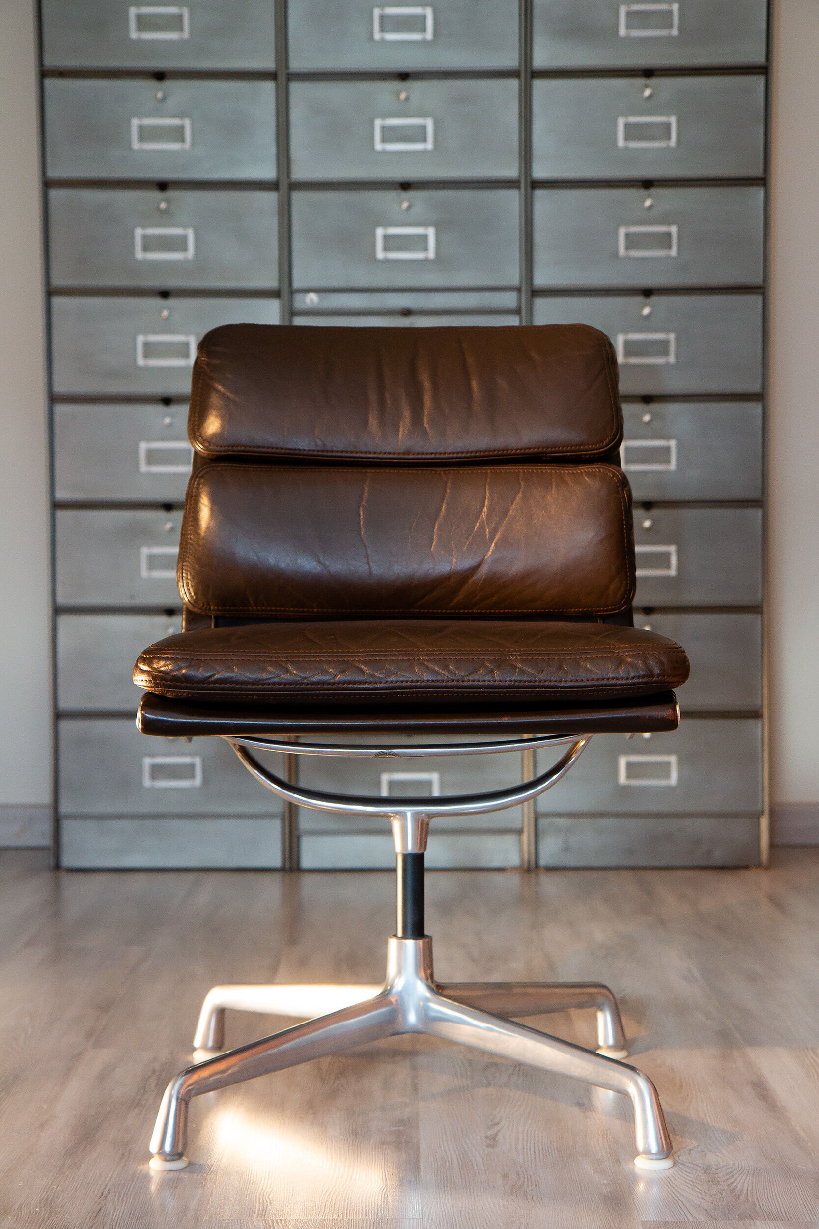 Eames Soft pad EA205 armchair, Herman Miller edition 1970