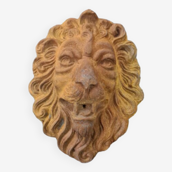 Tête de lion pour fontaine en fonte