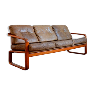 Danish teak and leather sofa by Holstebro Möbelfabrik vintage 1970s