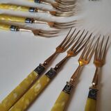 Old bakelite cutlery