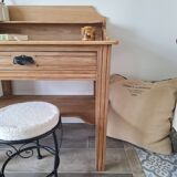 Desk / Dressing table in solid elm from the early 20th century.