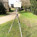 Camera set TV on foot year 60