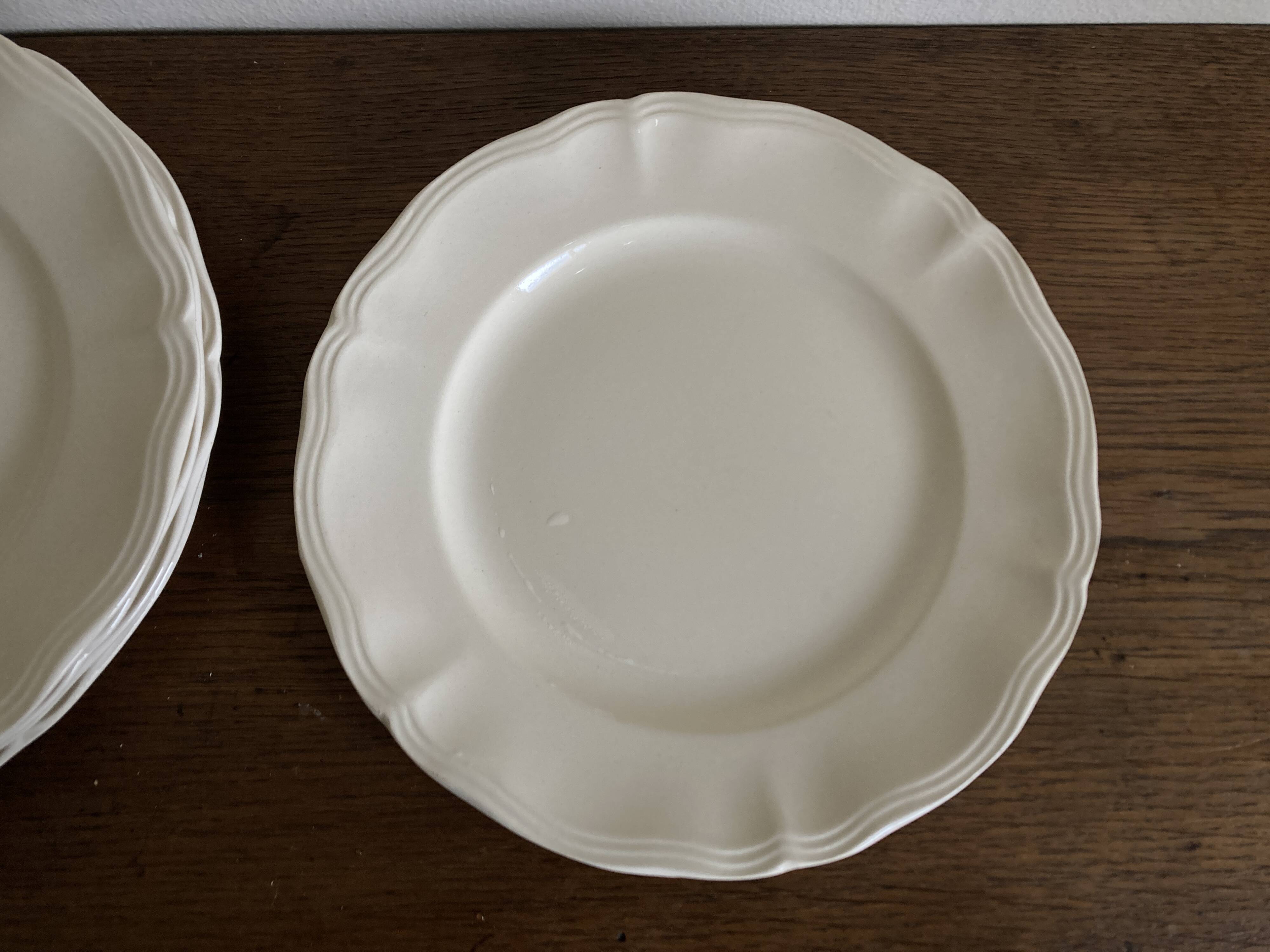 Set of 5 Sarreguemines ivory plates with gadroons 1960