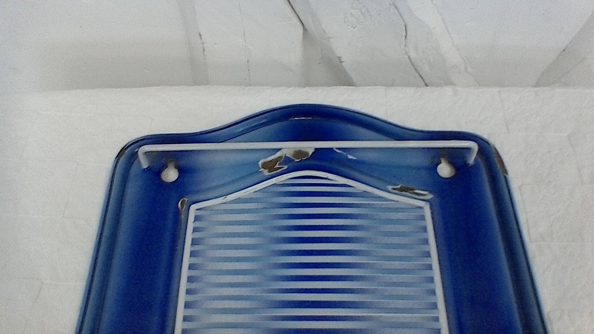 Kitchen utensil holder, enamel, vintage.