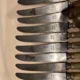 12 horn handle knives