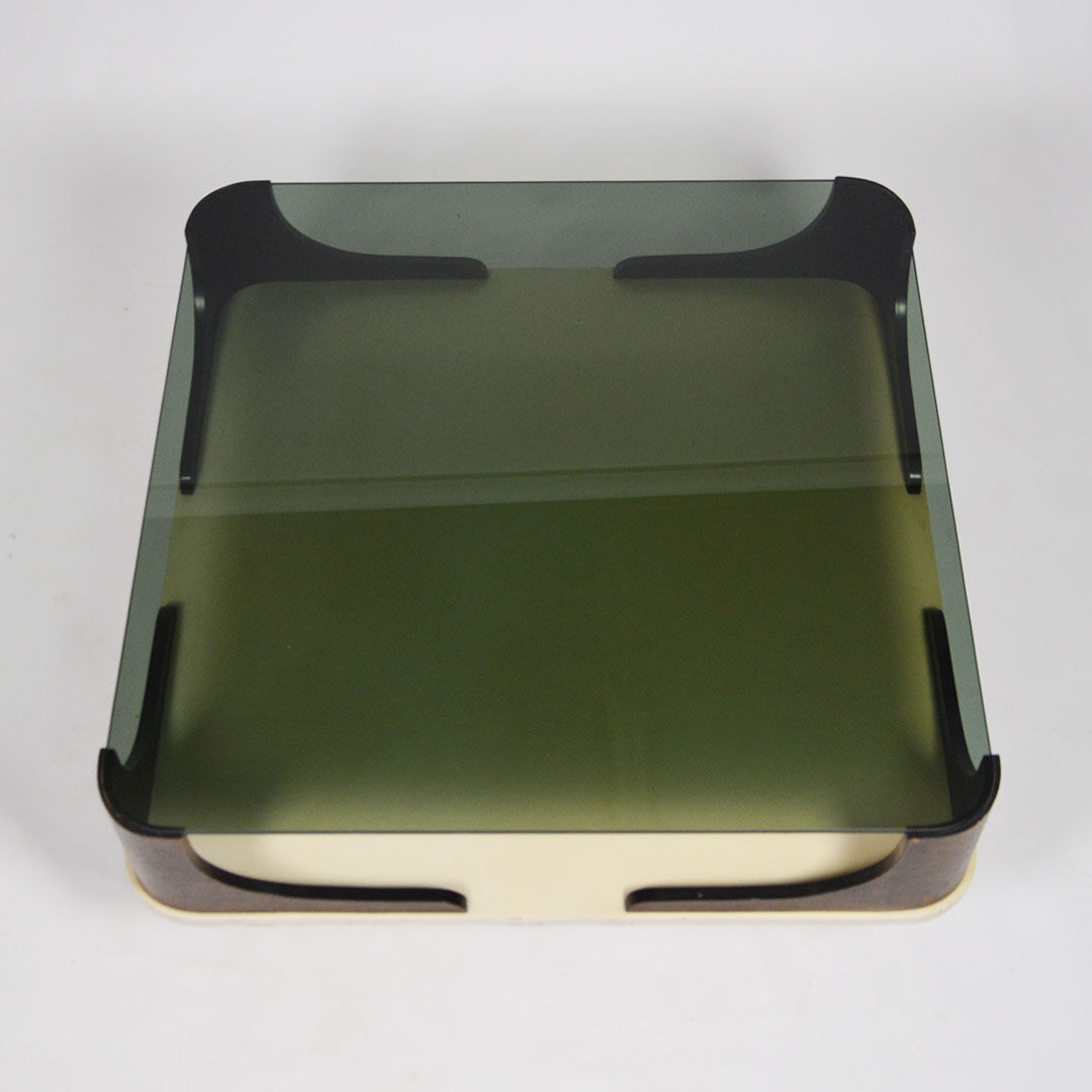 Table basse en verre fumé années 70