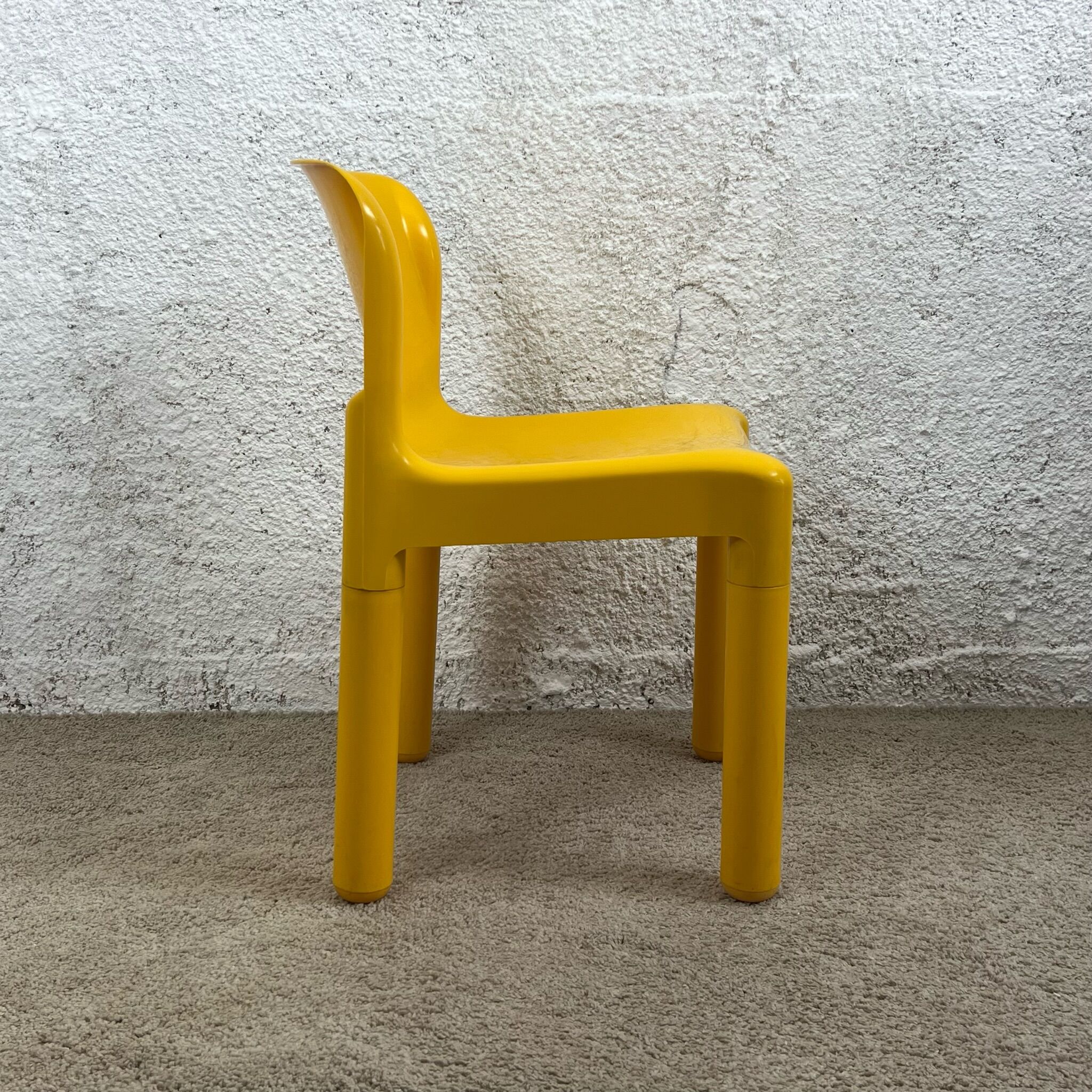 Carlo Bartoli for Kartell - 4875 chair - Italian Design Icon