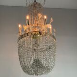 Important lustre bag of cut crystal navette pearls, circa 1800