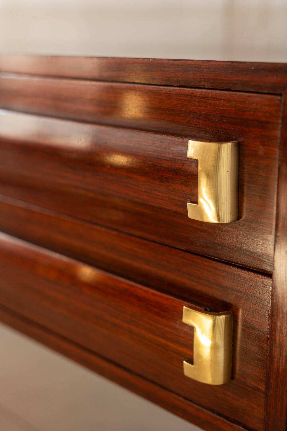 Commode or sideboard in rosewood. Italian work from the 1960s.