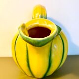 Pichet forme melon en barbotine