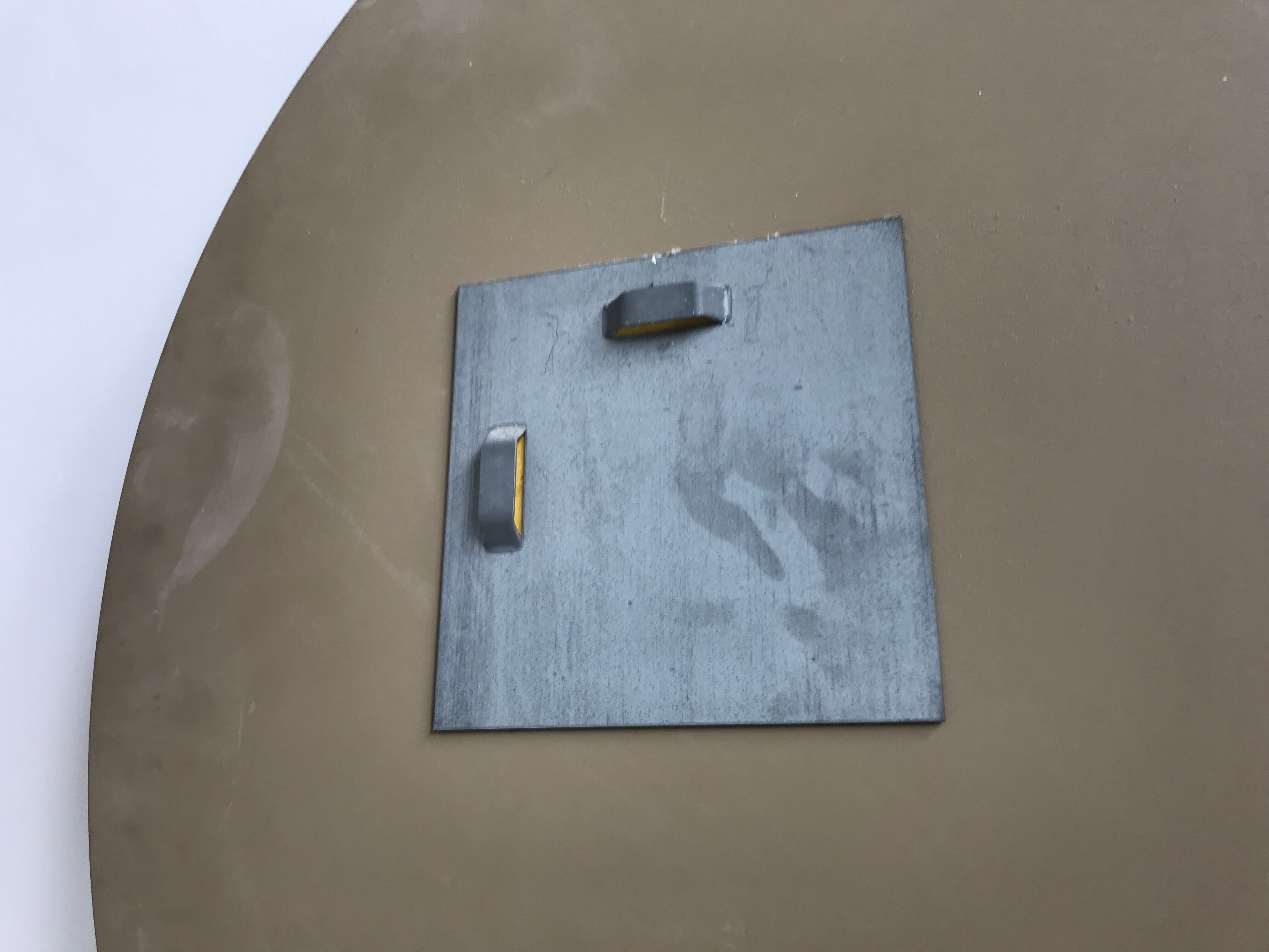 Beveled mirror round 60cm