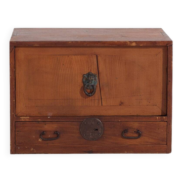 Ancient kodansu in Japanese cedar with compartments and lower drawer, early Taishō-Showa (circa 1915-1945) #24