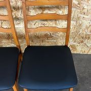 2 chairs