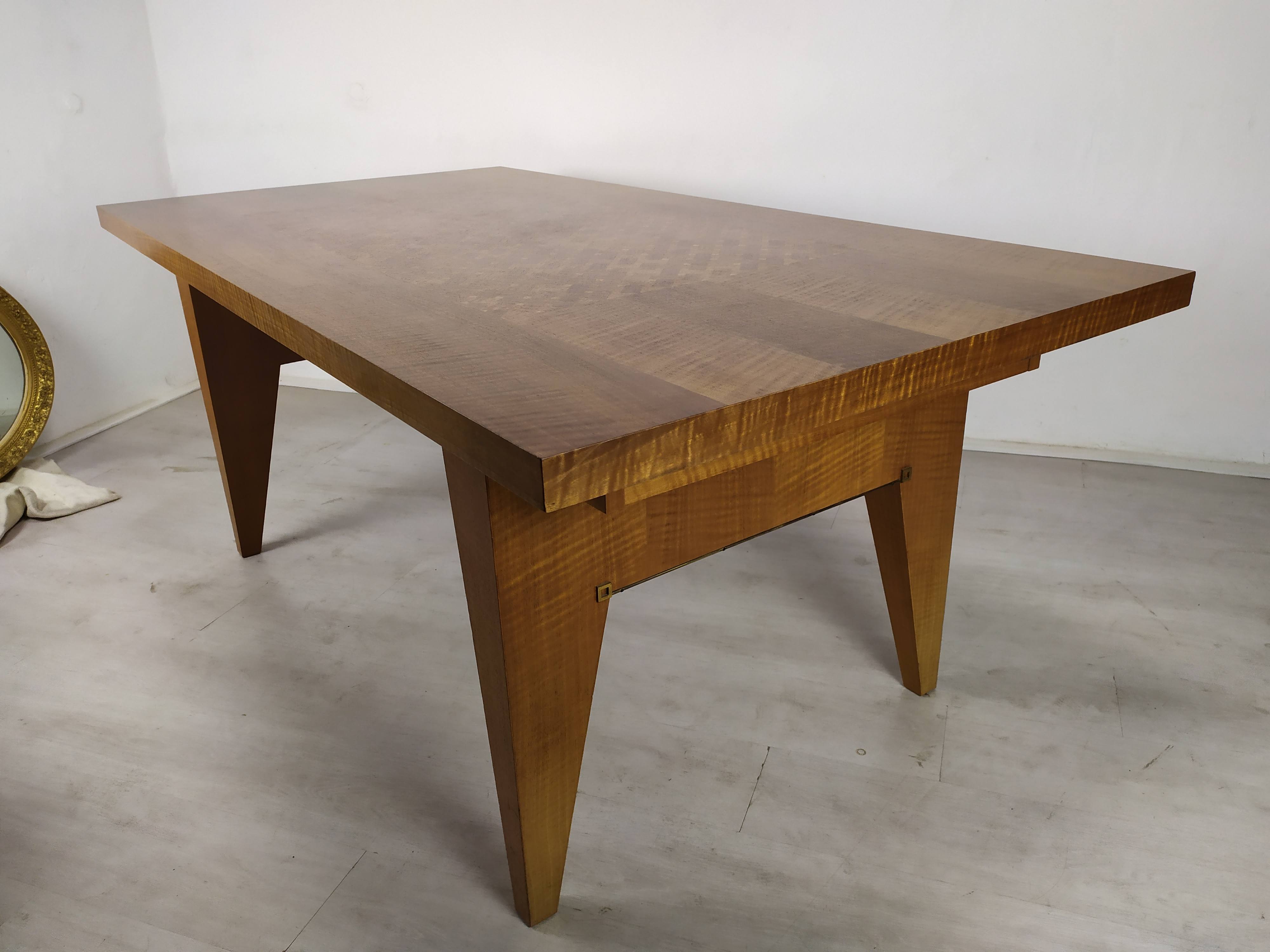Table a rallonge pied compas