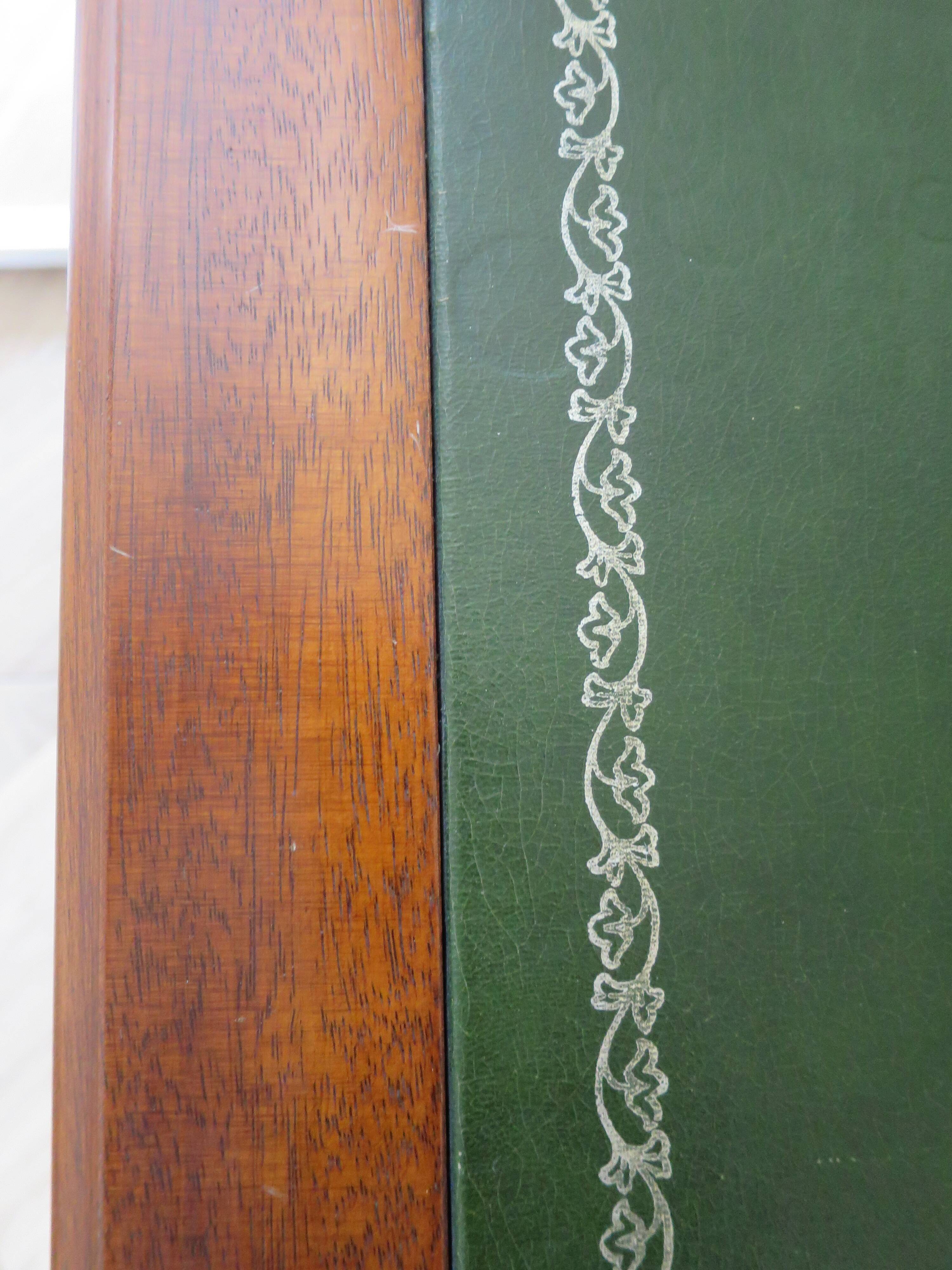 Minister's desk in Louis Philippe style – 2 drawers – cherry wood – green writing pad