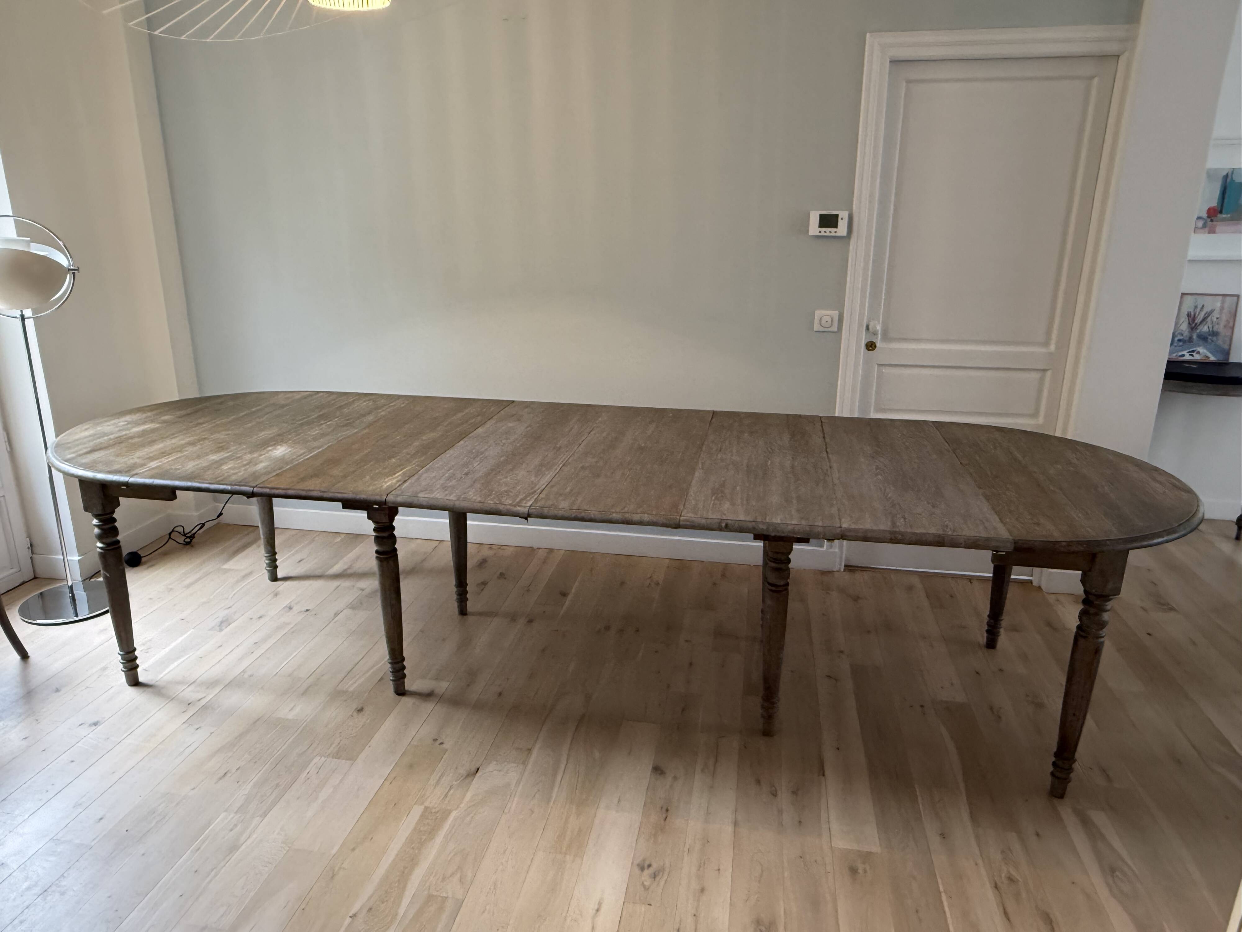 Table de salle à manger chêne 14p
