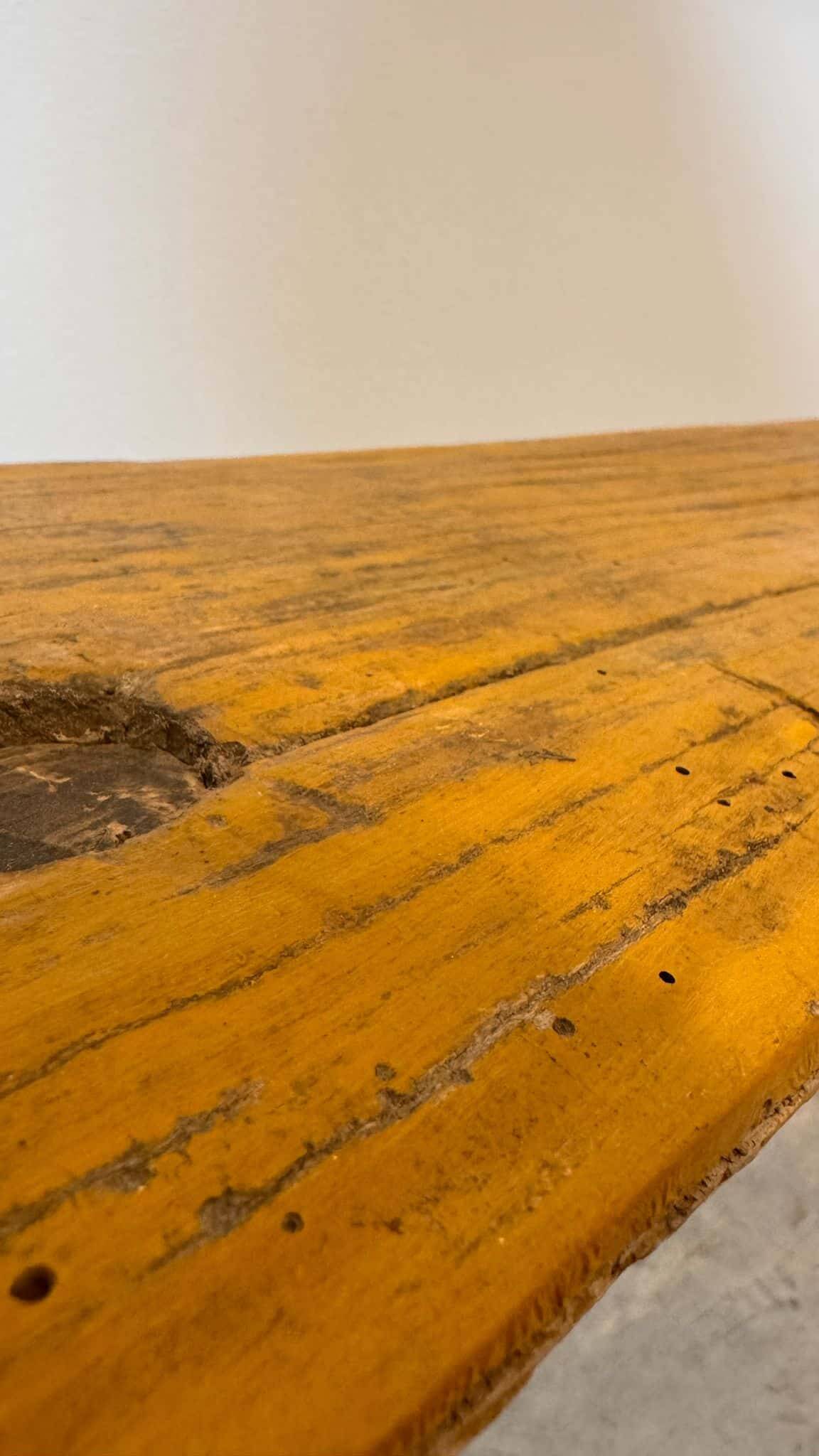 Banc hongrois patiné moutarde