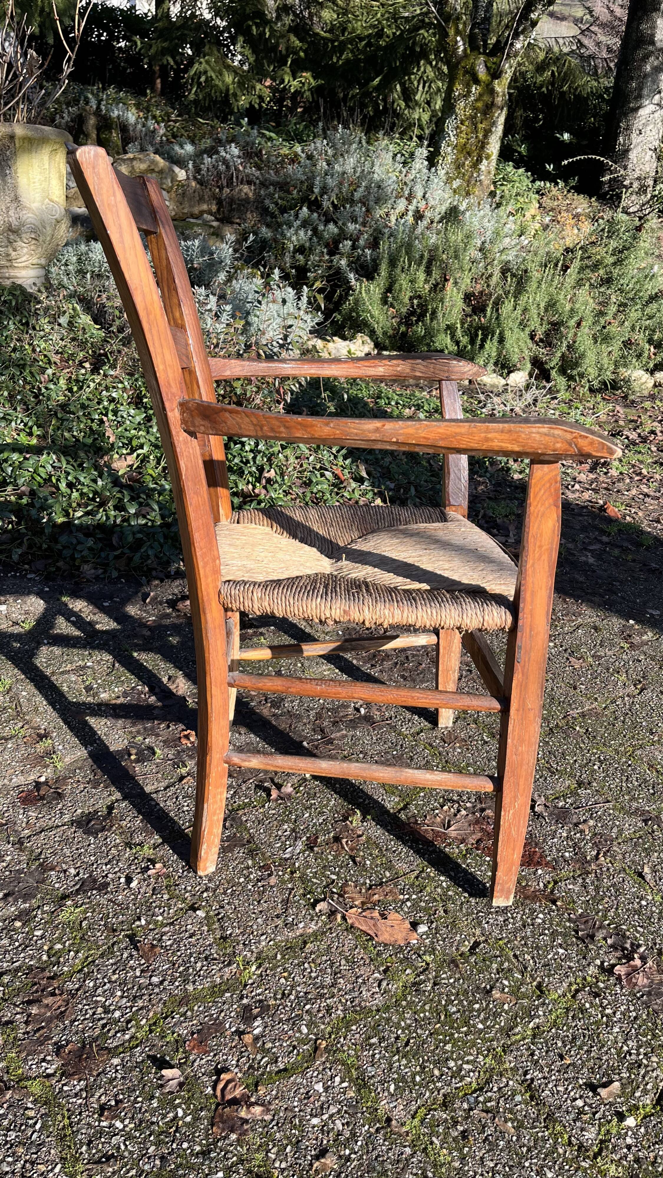 Fauteuil campagnard ancien